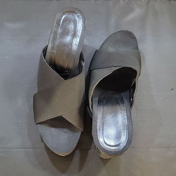 DONALD J PLINER CRISS-CROS STRAP ROUND OPEN TOE SANDAL - Picture 4 of 15